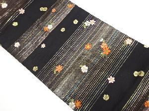 横段に桜模様織出し名古屋帯